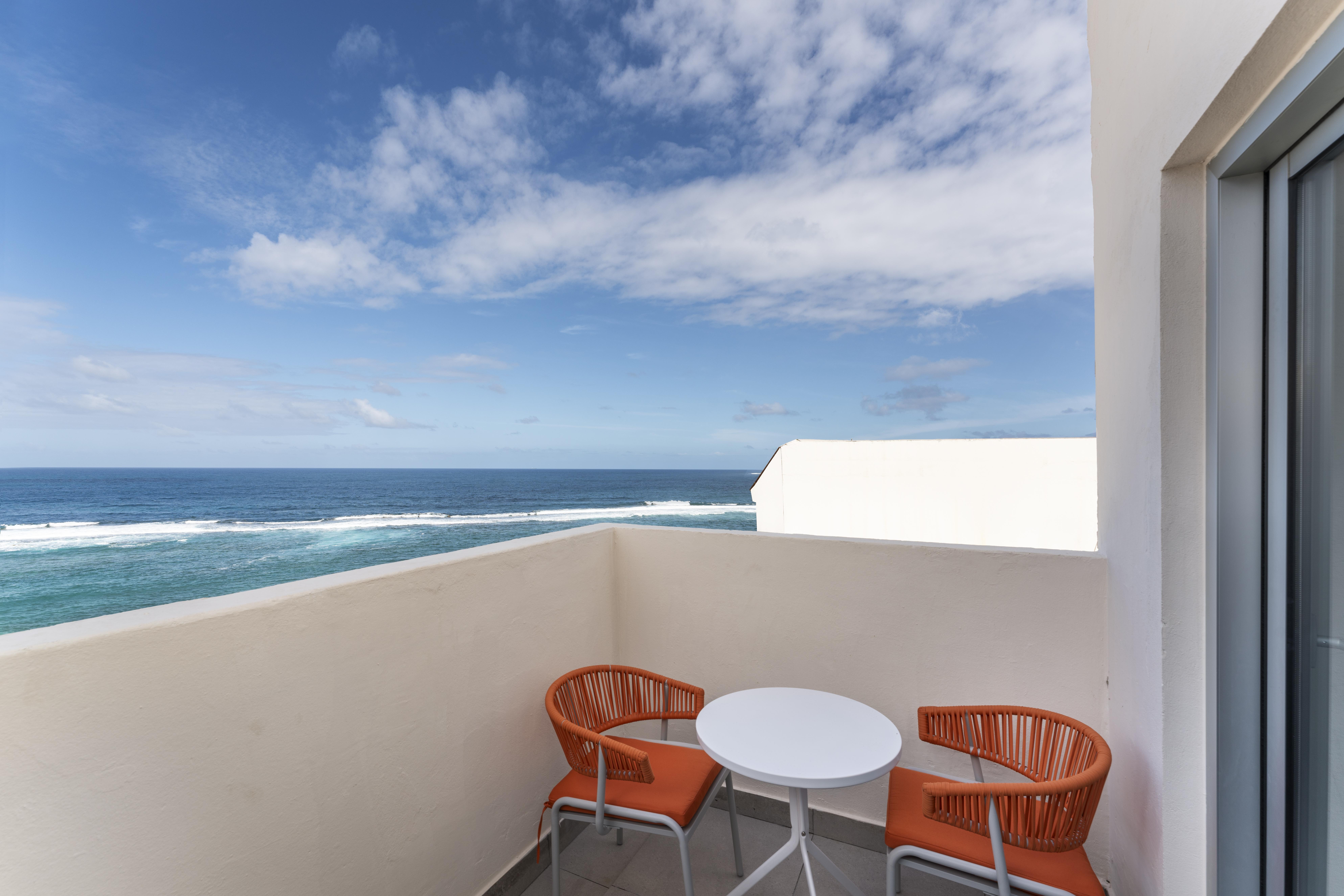 Occidental Las Canteras Las Palmas de Gran Canaria Exterior photo
